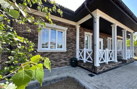 Клинкерный или керамический кирпич: что лучше для фасада?